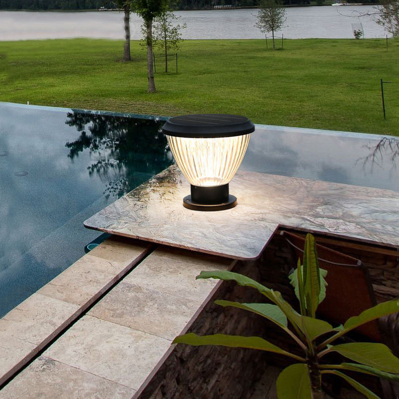 Outdoor Solar System Solar Gate Pillar Head Standing Lights