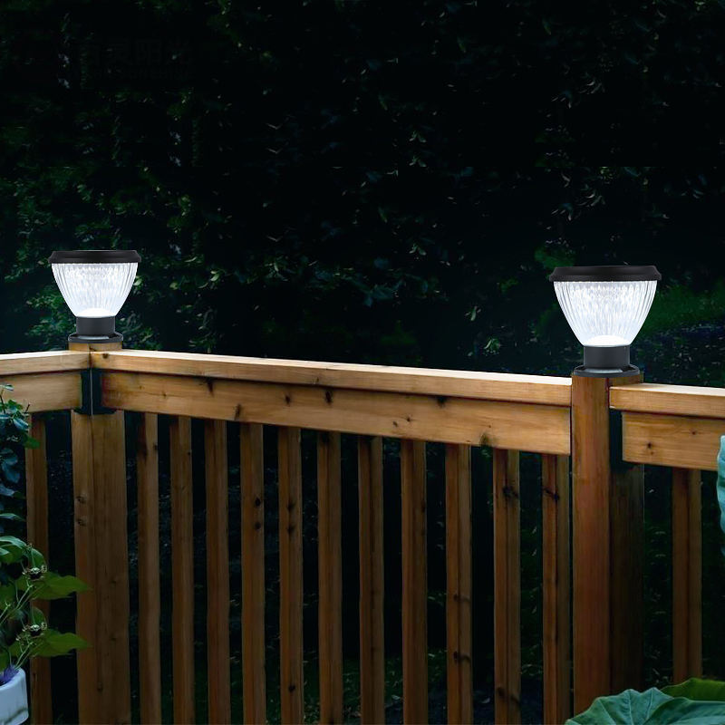 Outdoor Solar System Solar Gate Pillar Head Standing Lights