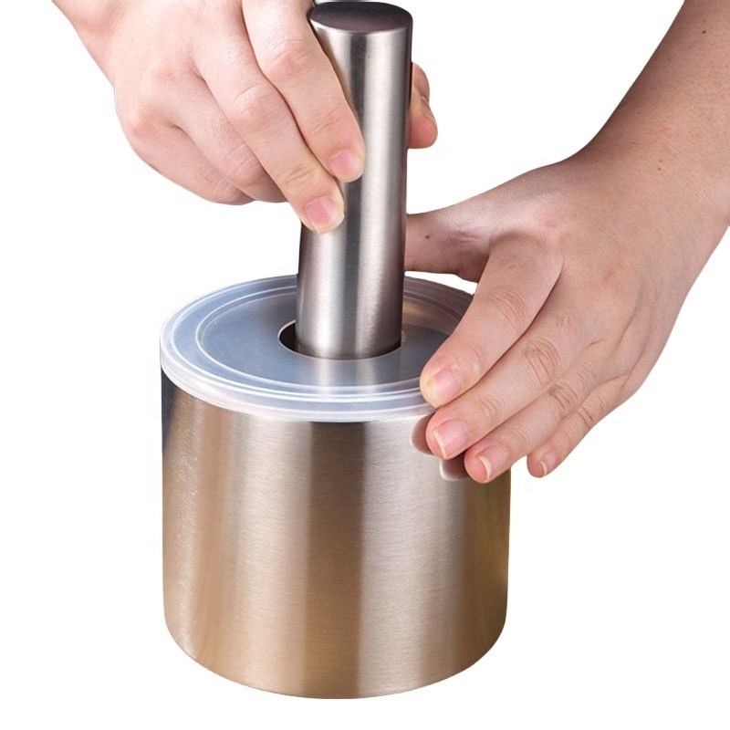 Cylinder Shape Stainless Steel Mortar and Pestle Set Spice Grinder Pill Crusher with Lid and Anti-Slip Base Metal Material