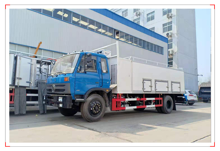 Dongfeng 5 tons 8000L live fish transport truck