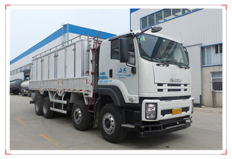 Japan brand  7 tons 15000L live fish transportation truck