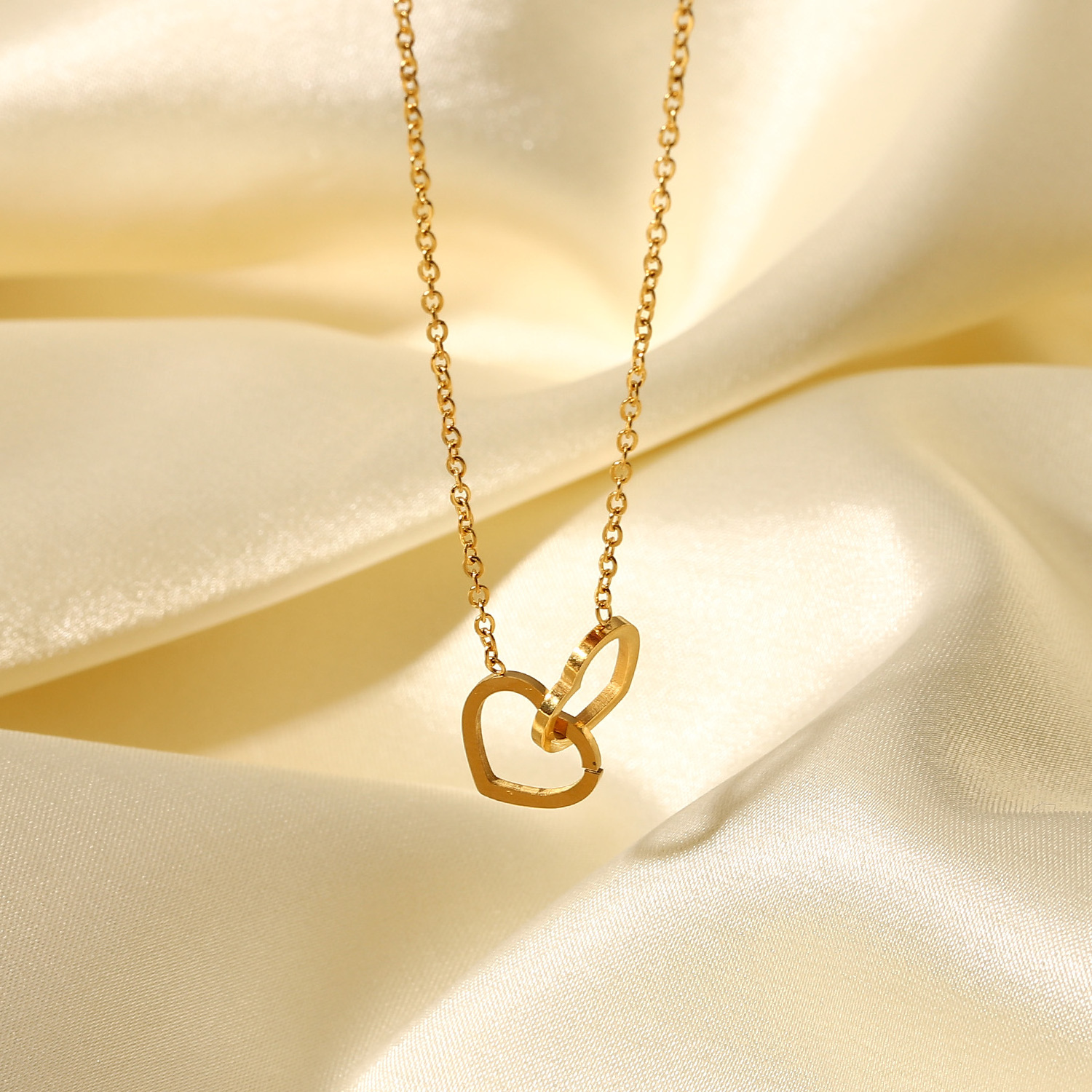 Romantic Gift Stainless Steel 18K Gold-plated Thin Chain Double Heart Ring Pendant Necklace For Women