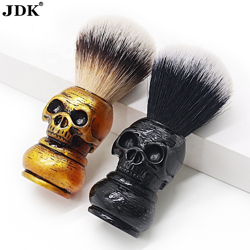 Wholesale Cool Skull Head Resin Handle Shaving Brushes Barber Salon Beard Shaving Brushes Men's Grooming Tools for Men