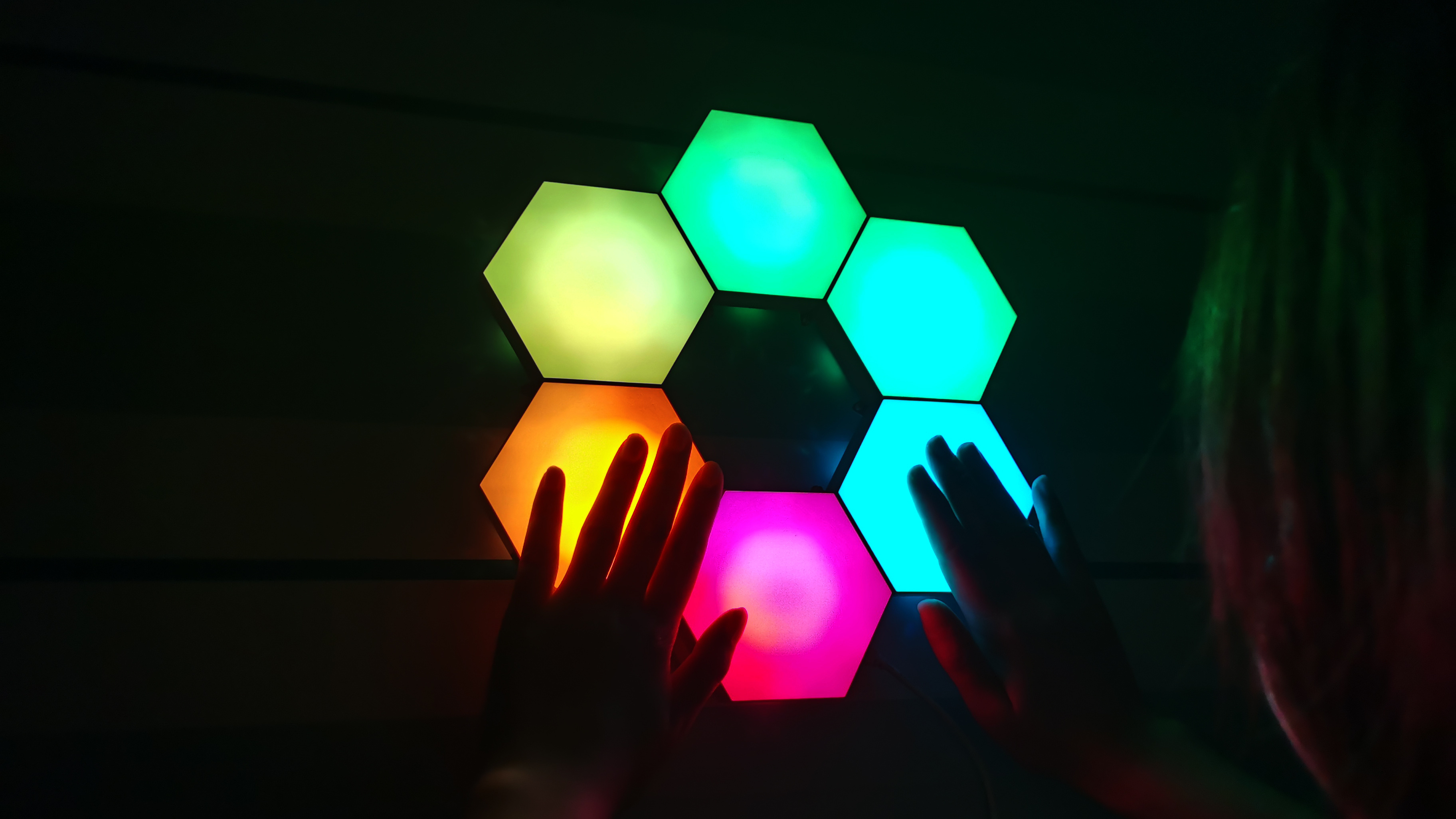 JEJA Hexagon Lights for Wall with APP Control and Music Sync 16 Million RGBIC, Led Hexagon for Gaming Room, Bedroom Wall Deco