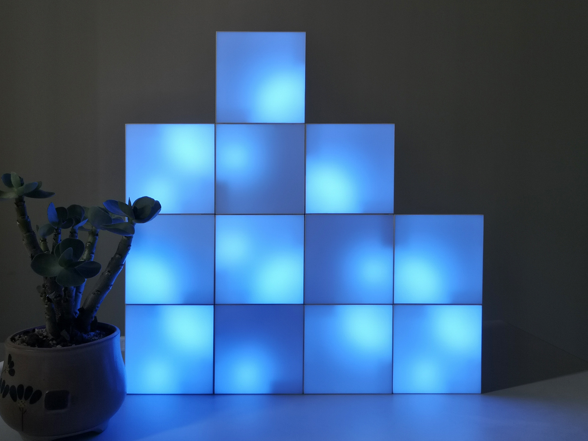 DIY Geometric Modular Panel Lights for Wall with Remote Quantum Honeycomb LED for Gamers Music Sync Square Lamp 2022 New Arrival