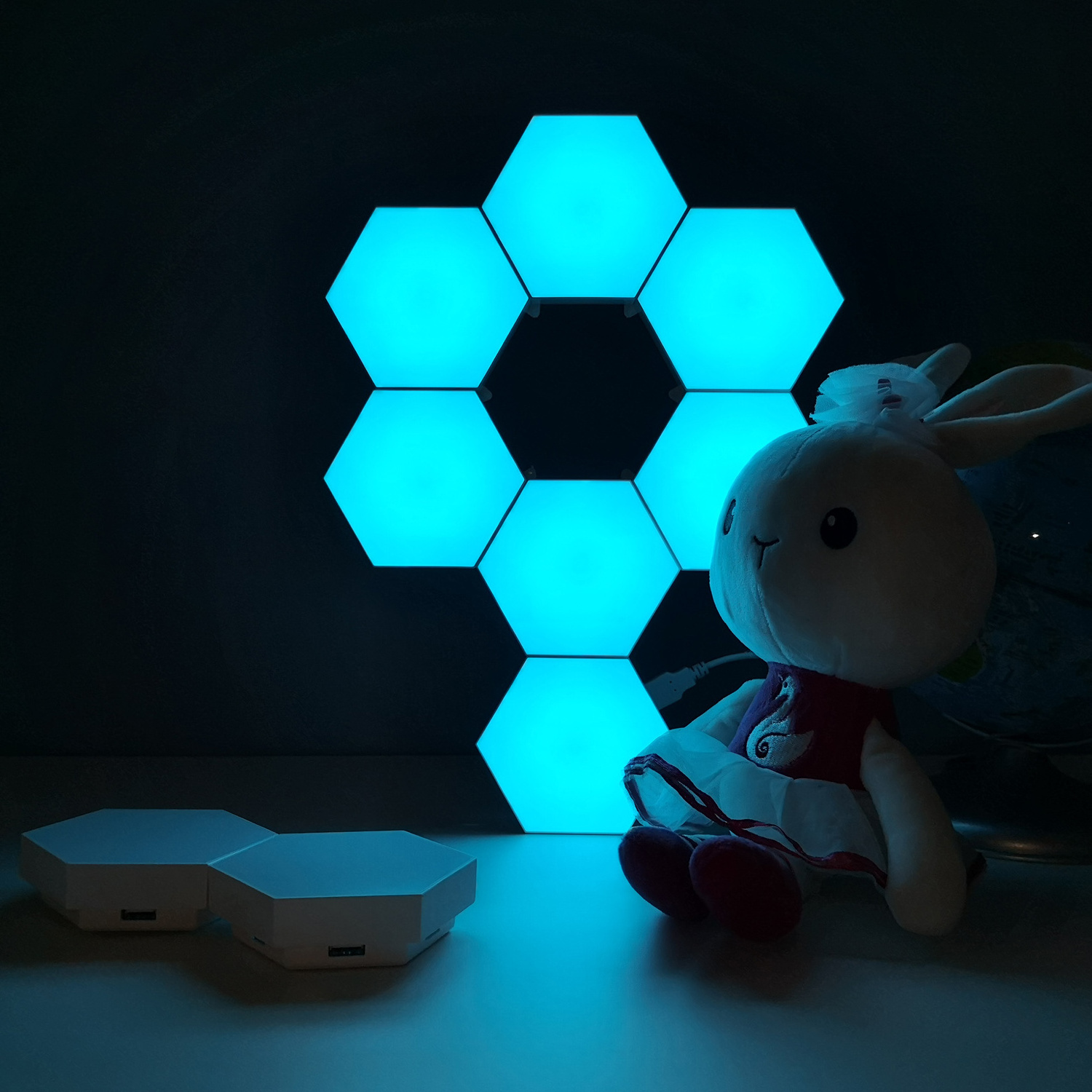 RGB Color Remote Controlled Led Hexagonal Multi Color Night Light Touch Light Hexagon