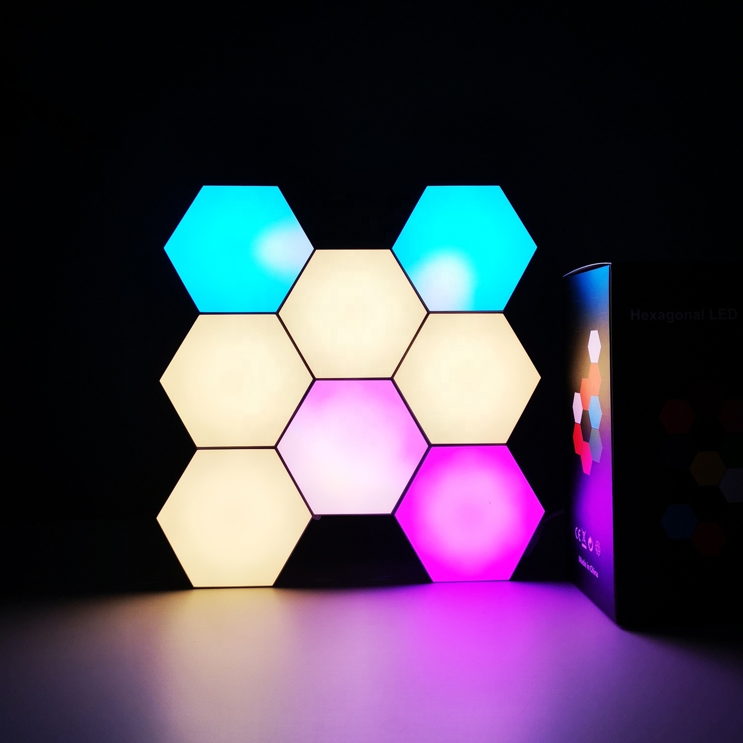 Smart TUYA APP Wifi Controlled Hexagonal Light for Gaming Room Decoration work with Alexa