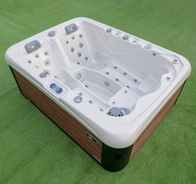 3 seaters freestanding whirlpool massage white acrylic hot tub balboa outdoor spa