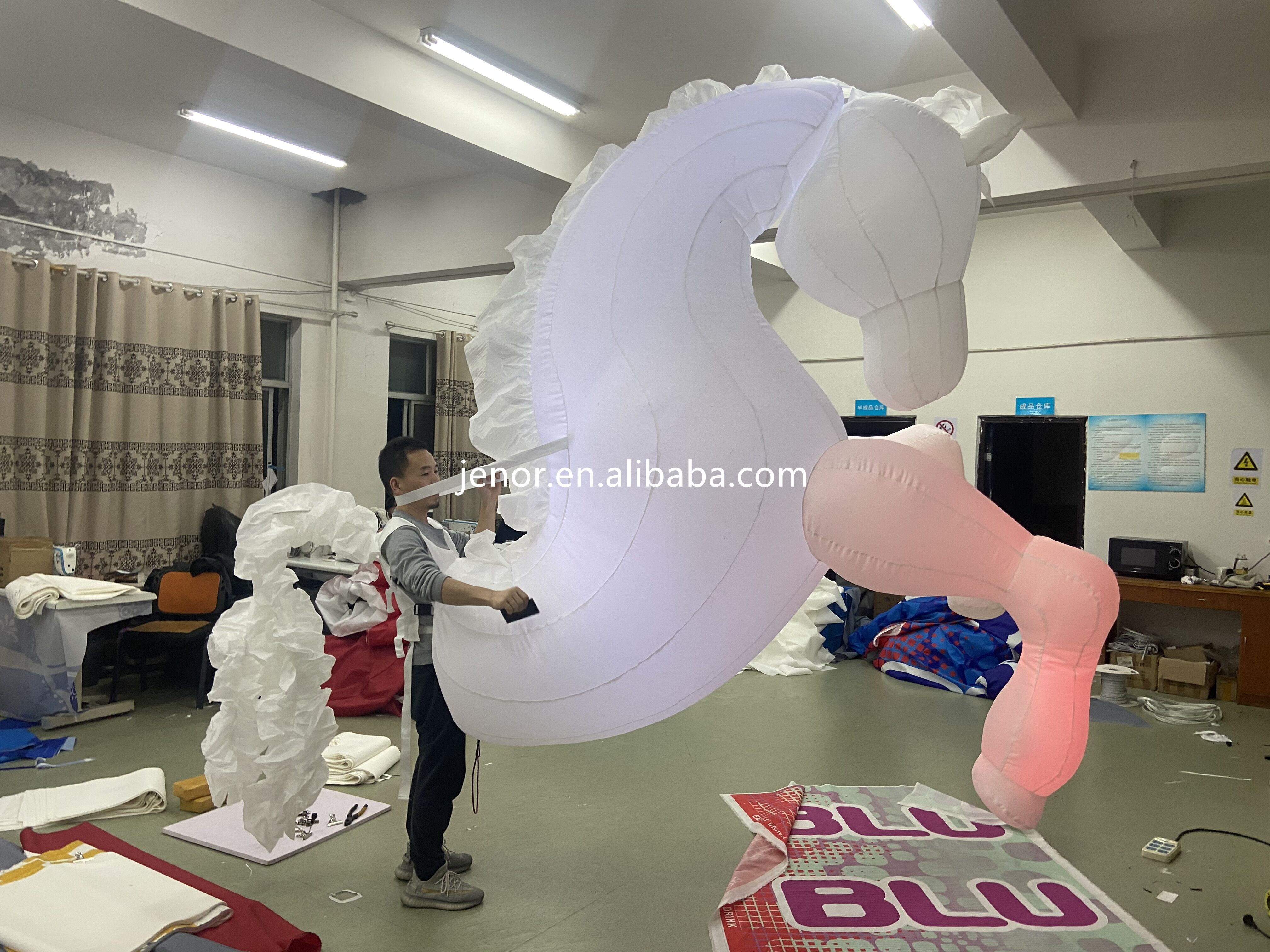 Decoration Walking Inflatable Horse Costume with Light for Carnival Parade Performance