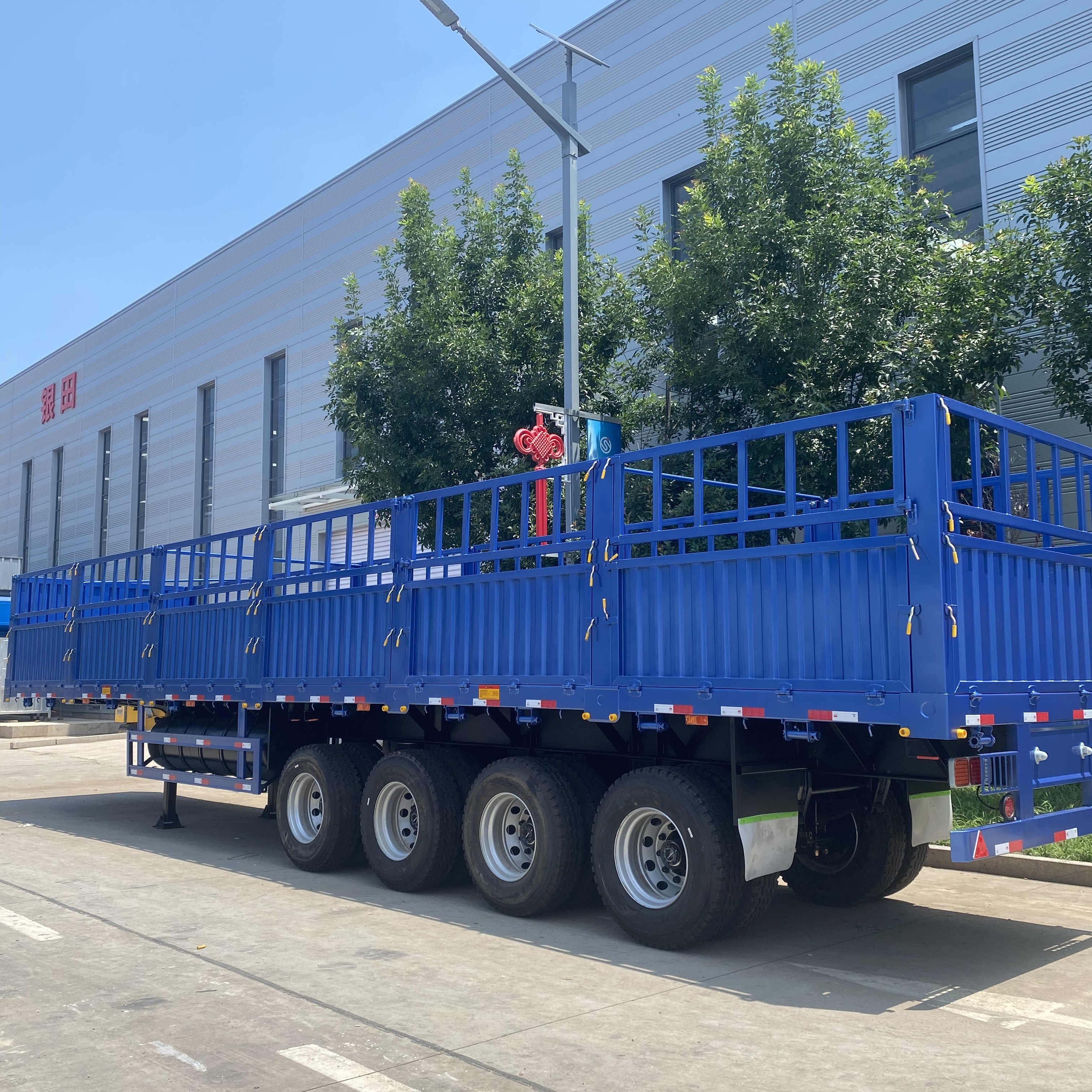 Shandong JERRY animal fence transport trucks used cattle trailers for sale animal square transport fence semi trailer