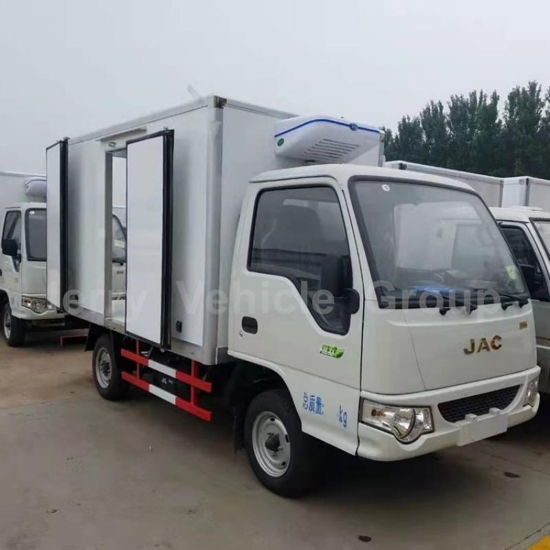 Hot Selling 2 Ton JAC Freezer Refrigerator Truck Ice Cream Delivery Truck Fresh Vegeratble Transport Truck