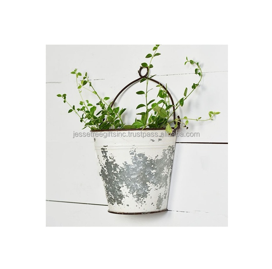 Metal Wire & Sheet Wall Mounted Planter With Silver Finishing Umbrella Shape Hammered Design For Garden Decoration