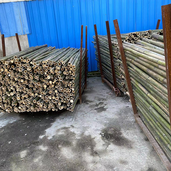 Natural Garden Wood Reed Fence Wood Rolled Bamboo Slat Panels Customized Size Farm Artificial Bamboo Roll Panels