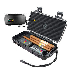 Portable luxury custom travel cigar humidor with cigar torch lighter cigar cutter