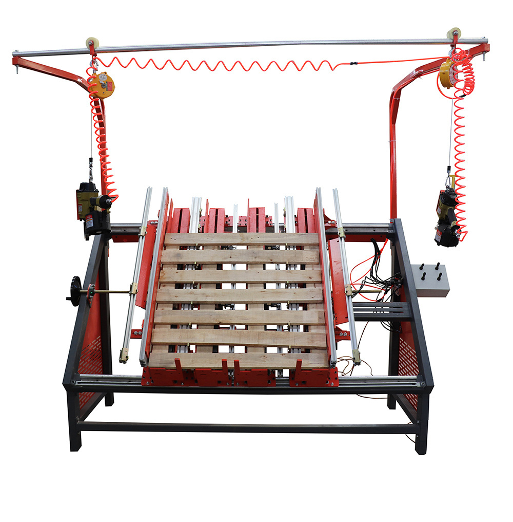 simple wood pallet nailing machine