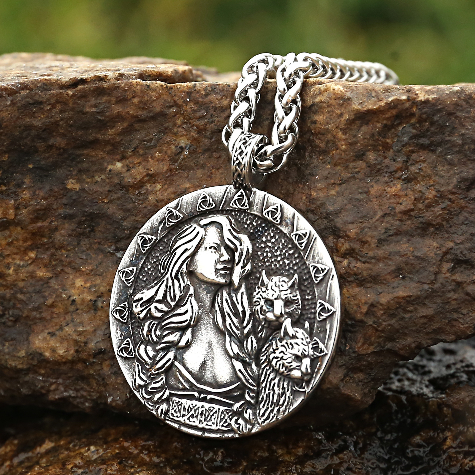 Stainless Steel Norse Goddess Freya Amulet Freyja Necklace Viking Jewelry