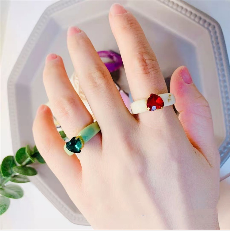 Discounts Wholesale Acrylic Acetate Diamond Jewelry Ring Square Oval Gemstone Resin Heart Crystal Stone Rings