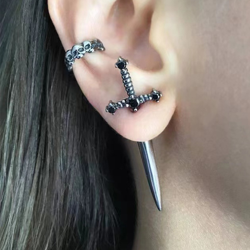 Fashion Custom Vintage Punk Style Stainless Steel Jewelry Crystal Ear Goth Dagger Gothic Sword Earrings For Women And Men