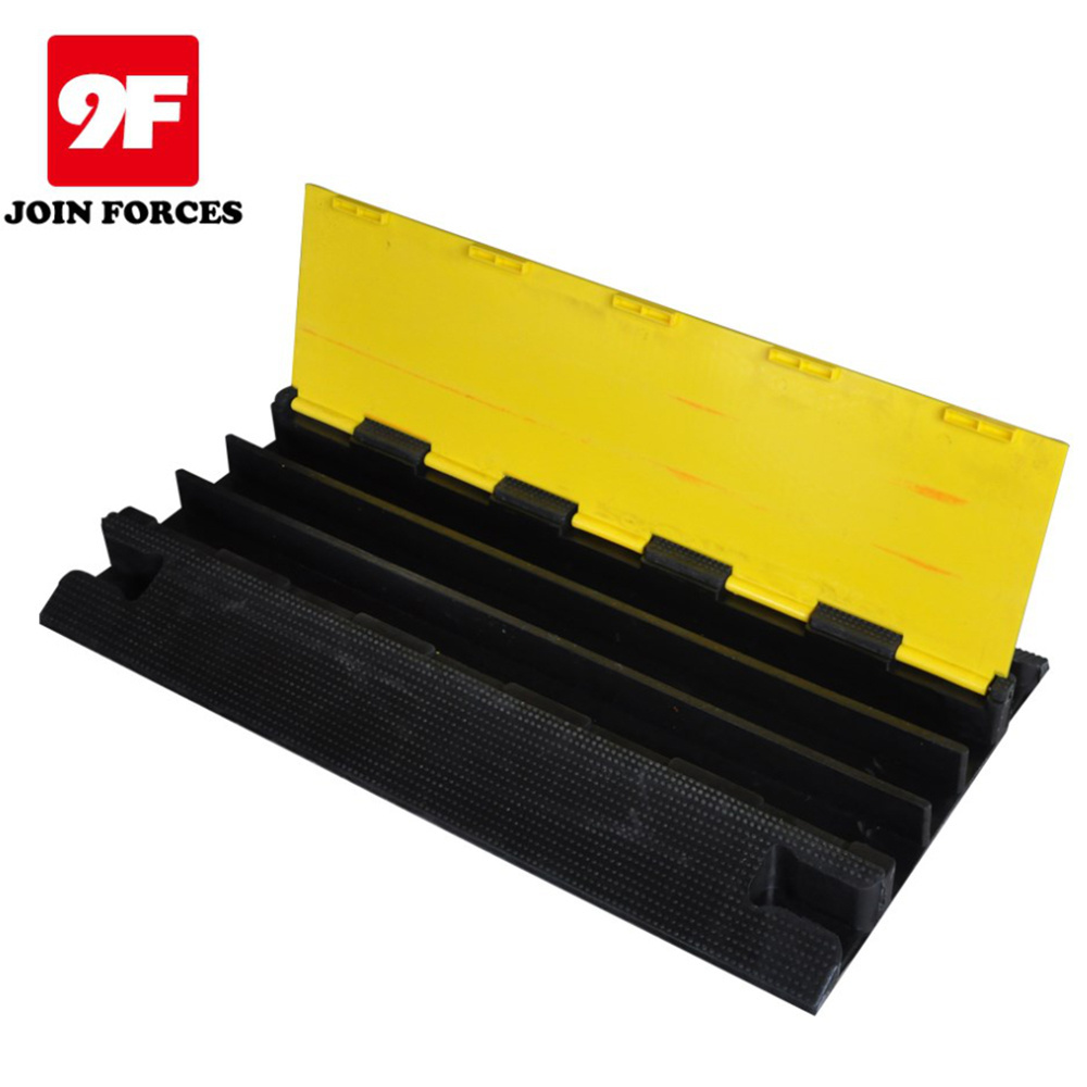 High quality 3-channel heavy duty cable protector rubber ramps cable covers