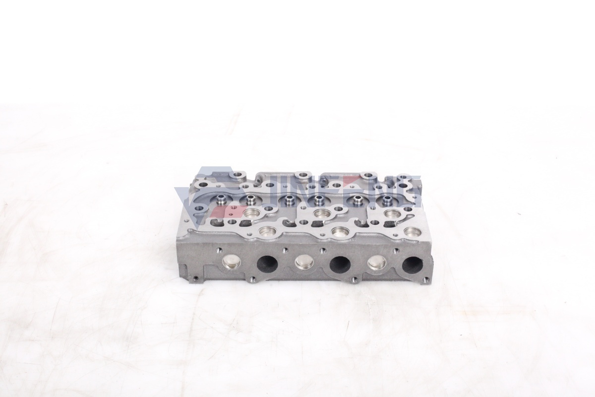 Wholesale Machinery Spare Engine Parts D1703 Diesel Engine Cylinder Head 3 Cylinders Bare Engine Cover For Excavator