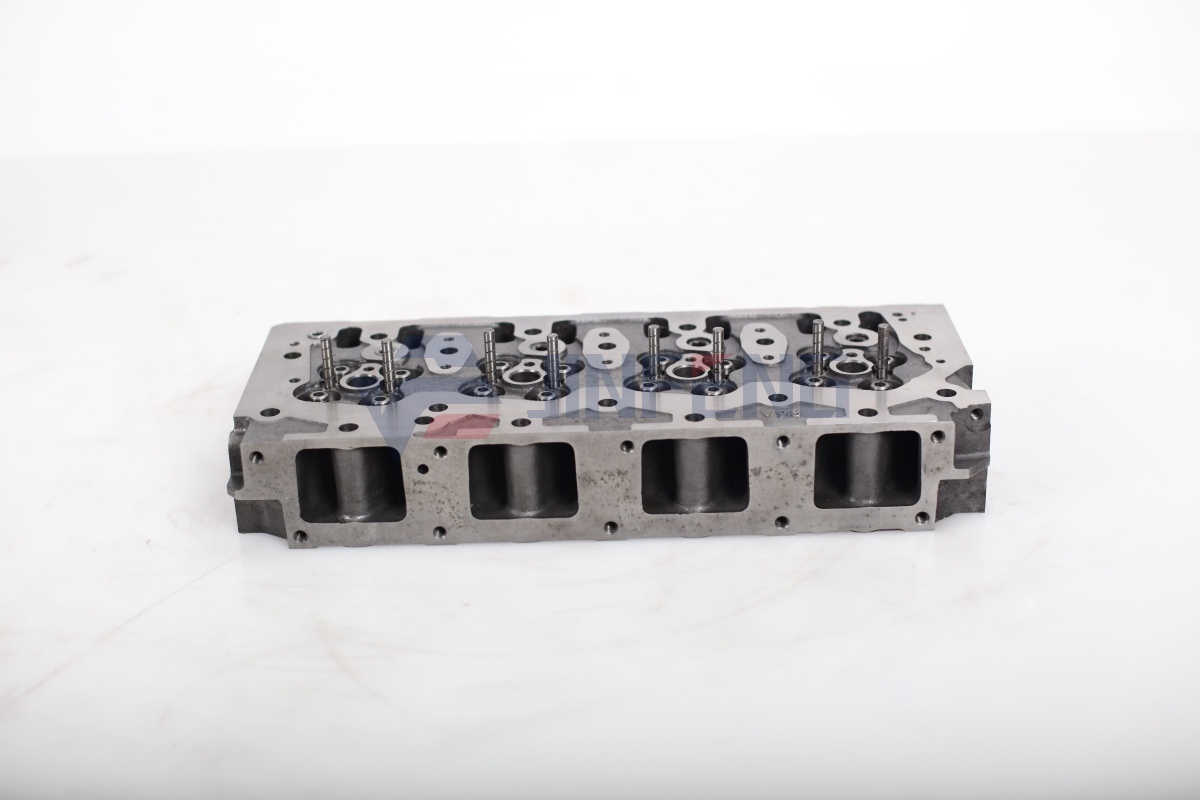 Excavator Parts 4TNV94/4TNV98 Cylinder Head 129907-07900 129907-11700 Cylinder Cover For Yanmar R60 Diesel Engine