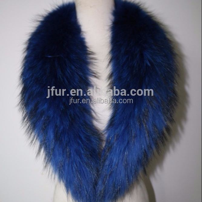 Wholesale Custom Colorful Fluffy Scarf Classic Luxury Detachable Raccoon Fur Collars for women