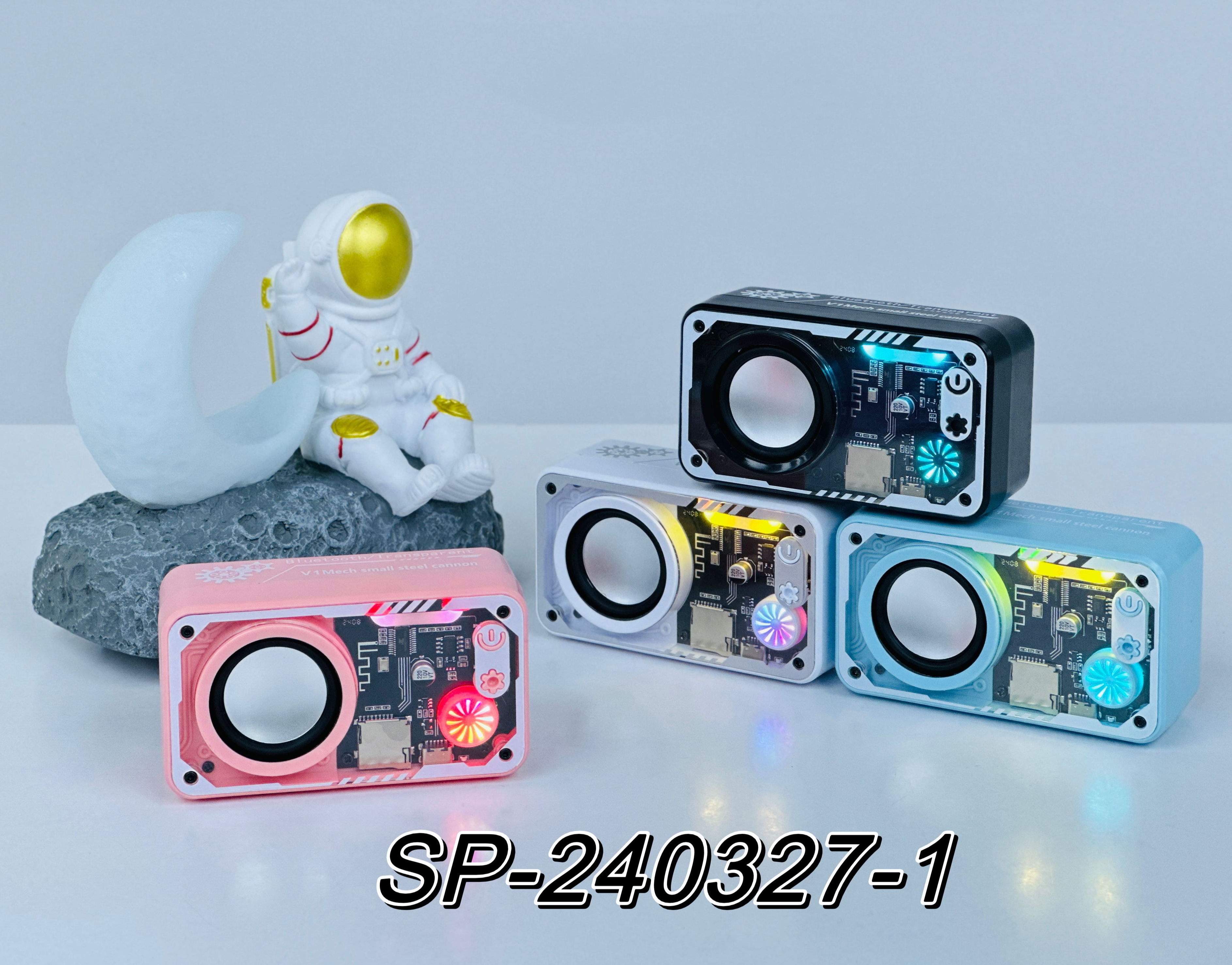 Factory Portable RGB Transparent Mech Mini Bluetooth Speaker Stereo Sound Bass 5W Power Support TF Card FM Radio TWS LED Lights