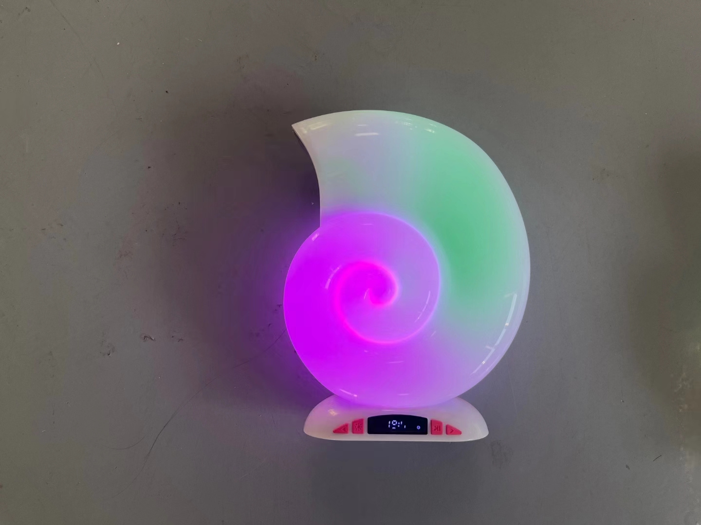 Factory Wholesale L-39 RGB speakers conch music lamp bluetooth speakers subwoofers wireless speaker