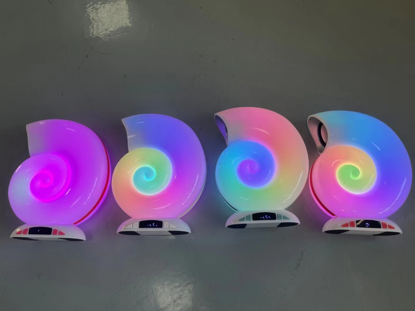 Factory Wholesale L-39 RGB speakers conch music lamp bluetooth speakers subwoofers wireless speaker