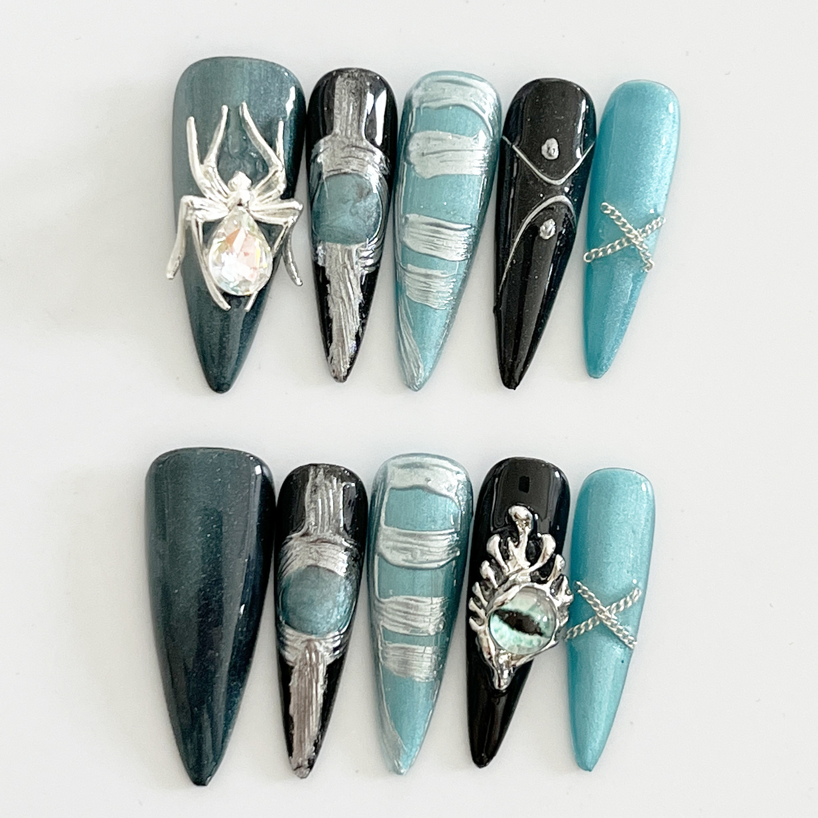 Punk Creative Stiletto Blue Black False Nails with Metal Spider Design Full Cover High Quality Press On Nails