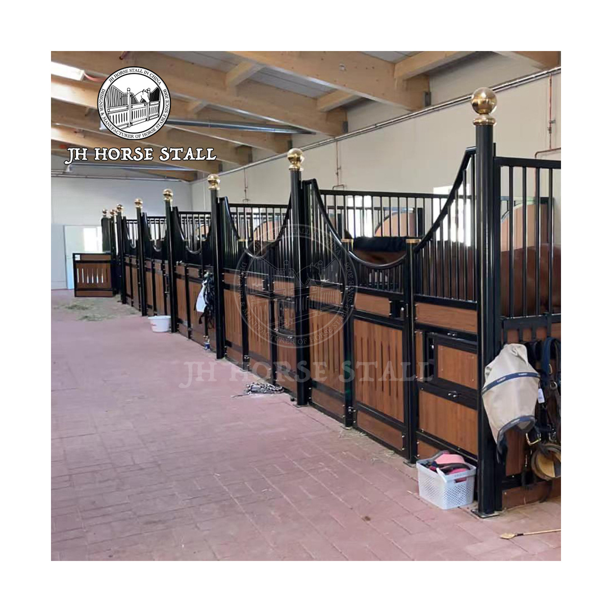 JH E01 Best Swing Doors Galvanized Material Sheets Temporary Bamboo Horse Stable Planks