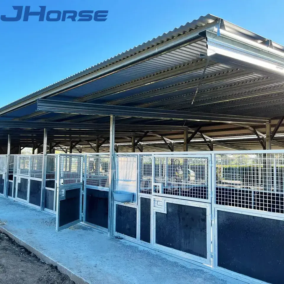 Outdoor Portable Horse Box Horse Stalls Set Horse stable Door Barn Roof Shelter with HDPE Panels