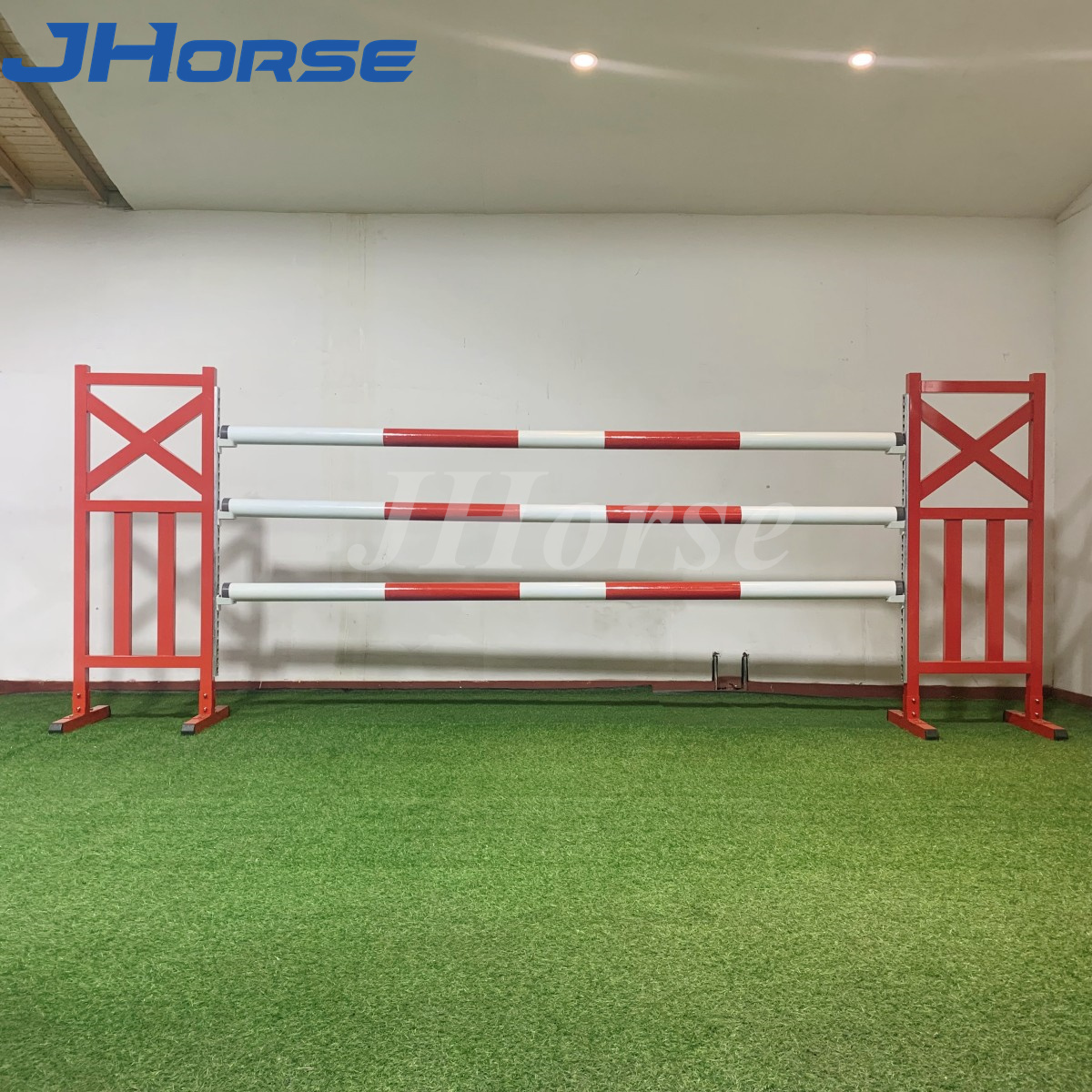 Nice  Horse Jumps Customized Jump Wing Standards  Equestriuan Events Aluminum Standards with Track Wooden Poles