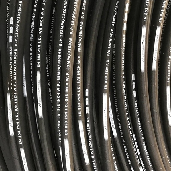 Hebei manufacturer steel wire reinforced oil fuel rubber hose hydraulic hose 1/4