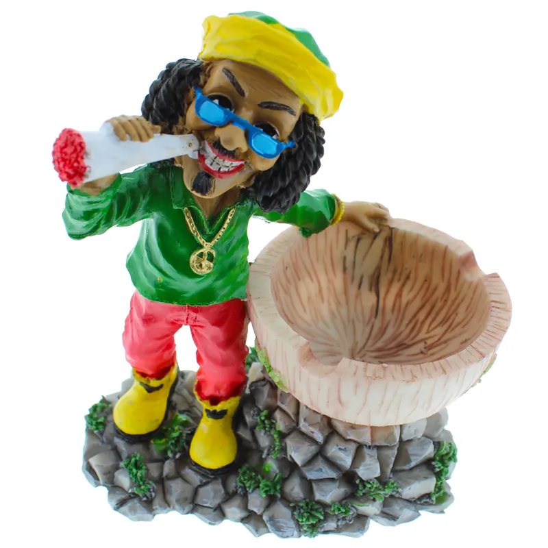 Custom gift & party accessory funny mosaic rasta Jamaican chilling man figurine holding cigarette pocket ashtray resin ashtray