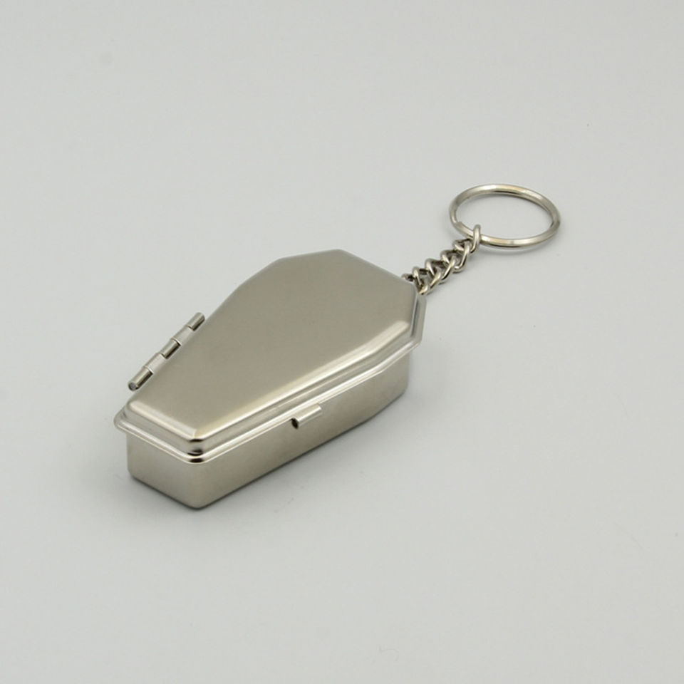 Factory direct sale cool article coffin shape openable metal iron mini pocket keychain ashtray