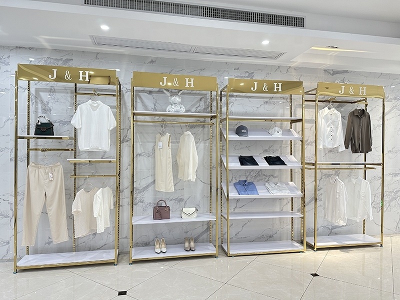 Custom LOGO Fashion Boutique Gold Stainless Steel Garment Display Stand Retail Store Free Standing Clothing Display Shelves