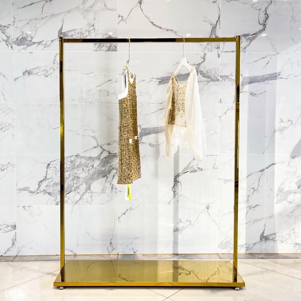 New Design Stainless steel gold Mdf Shirt Display Stand floor standing rotatable t shirt display racks for clothing shop display