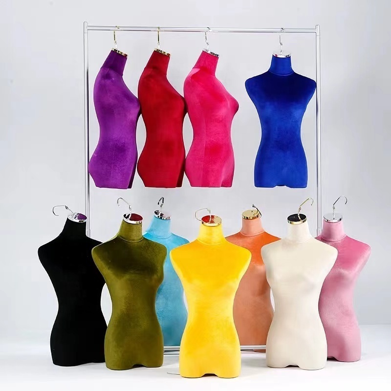 Hot Selling Torso Window Display Mannequin Gold Hook Half Body Velvet Female Hanging Torso Mannequin For Boutique Clothing Store