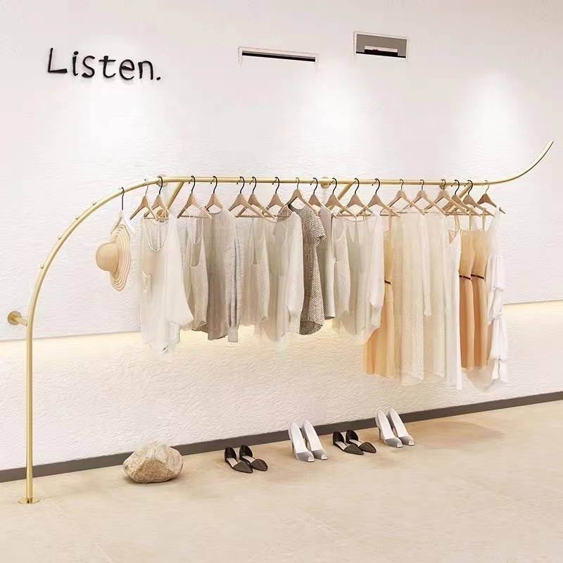 Fashion Boutique Furniture Gold Wall Mounted Clothes Hanger Rack Metal Wall Mount Hanging Garment Rack For Lady Clothing Shop