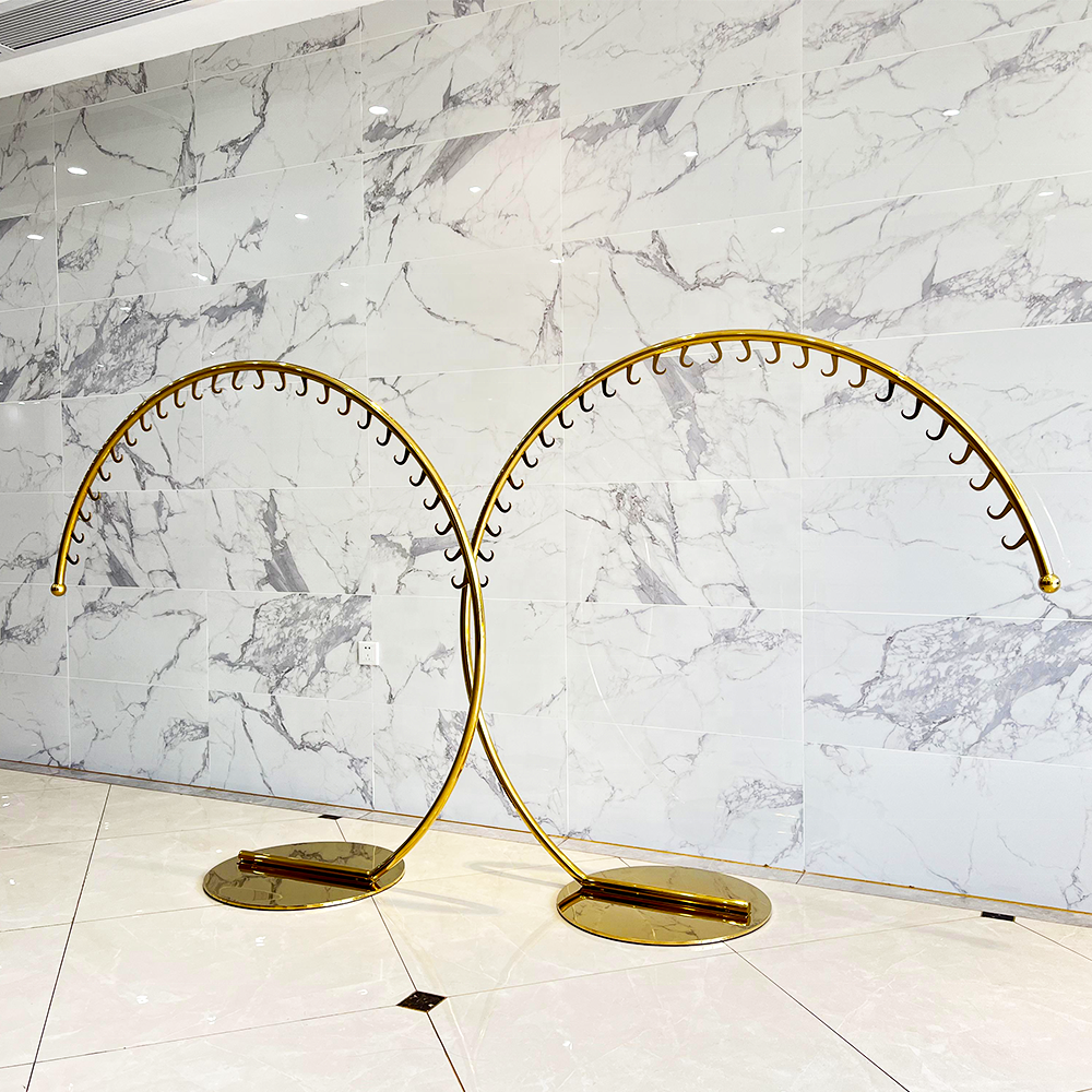 Circular Display Stand Modern Floor-Standing Gold C Shape Clothes Hanger Shelf Unique Semicircle Garment Rack Stable Rack