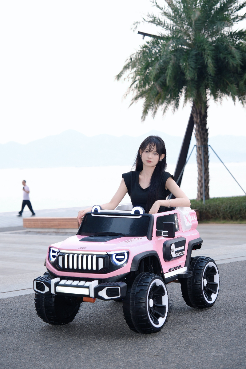 Full of fun 12V power four-wheel drive UTV type children's electric car with 2.4G remote control ride on car