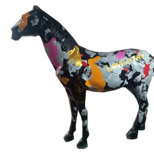 Life Size Horse Customized Colorful Hand-painted Fiberglass Horse Sculpture