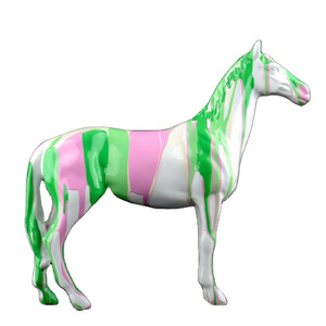 Indoor Full Colour Spray Painted Art Sculptures Horse Polyresin Pop Art Sculpture Decoration