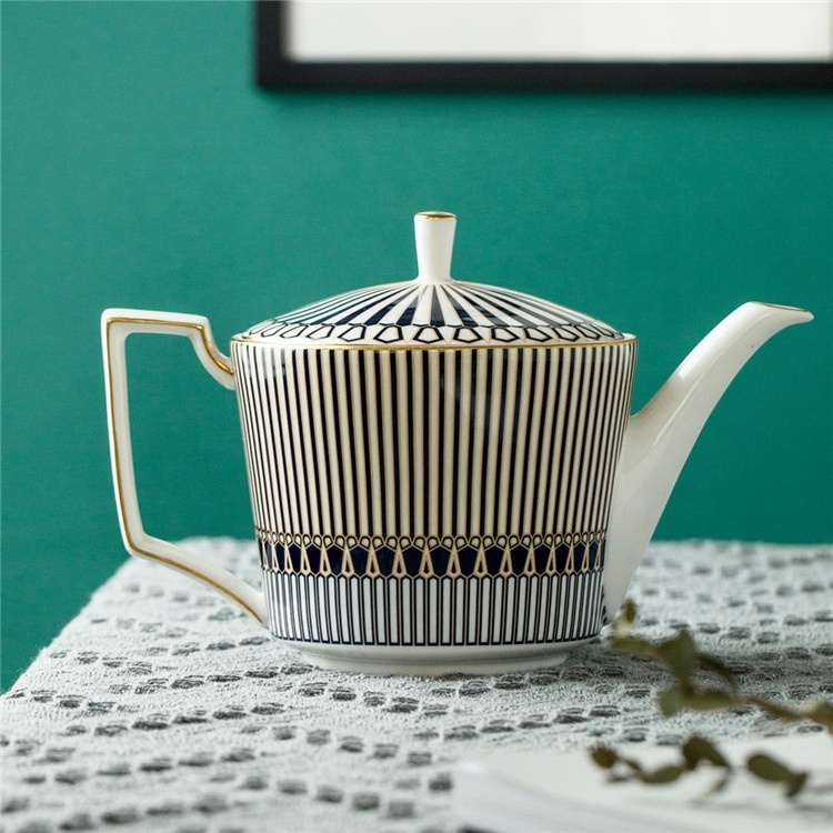 Fashionable stripe design modern ceramic tea coffee pot classic shape italain porcelain tea pot