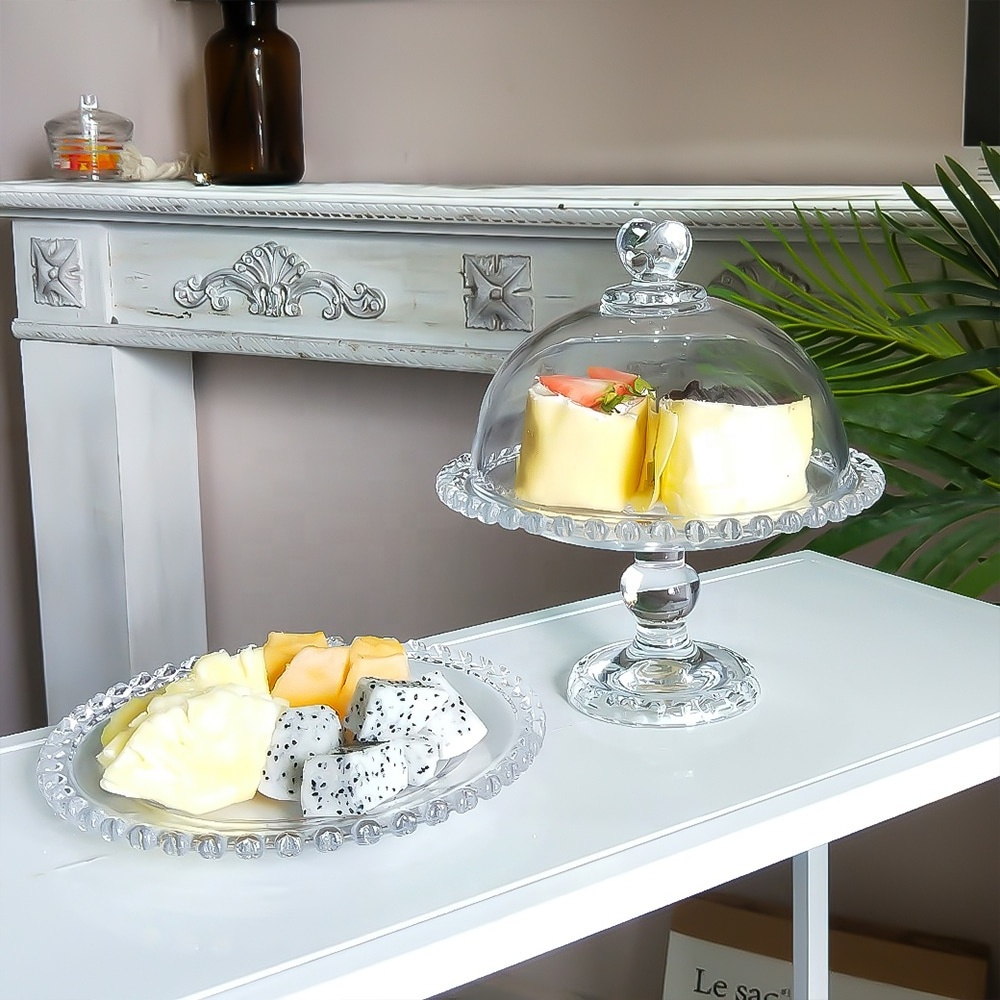 Fashioned Dome Protective Cover Glass Dessert Tray Food Cover Love-shaped Rim Round Cake Plate