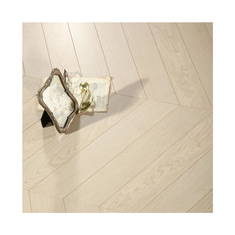 From China supplier Wholesale Premium Waterproof Wire brushed Oak laminate Flooring Wood Engineered Fishbone