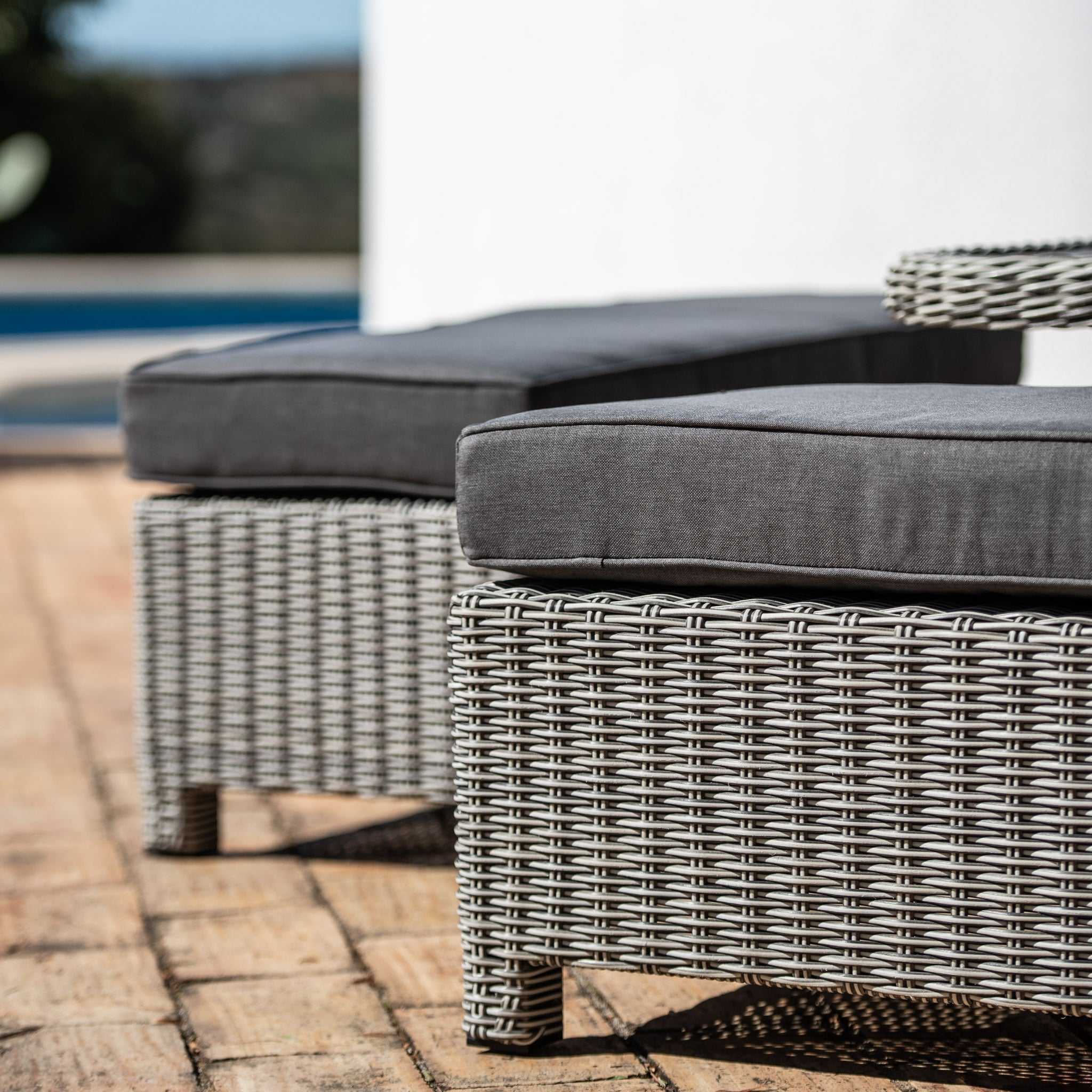 Waterproof Metal Outdoor Wicker Furniture Set Patio Square Rattan Rectangular Corner Dining Set with Rising Aluminium Fire Pit