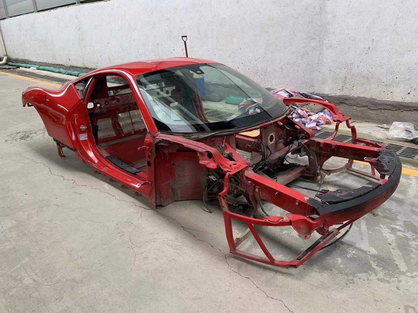 Original second hand car body shell for Ferrari F458 Vehicle skeleton