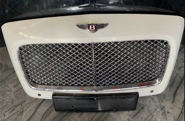 Original secondhand Front Grill for Bentley GT 2013-2018 OEM 3W3853651B 3W3853683